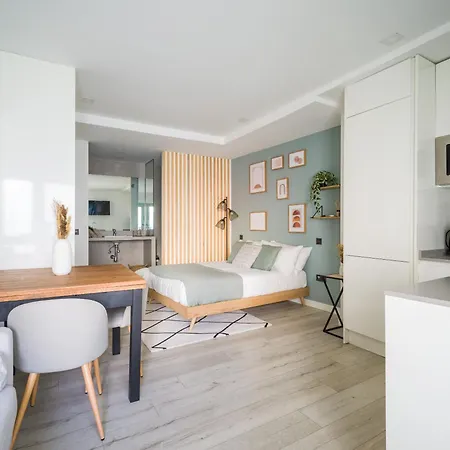 Апартаменты Moderno Estudio & Zona Gourmet & Shopping Gb2b