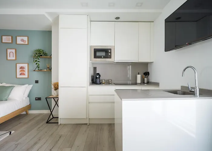 Moderno Estudio & Zona Gourmet & Shopping Gb2b *